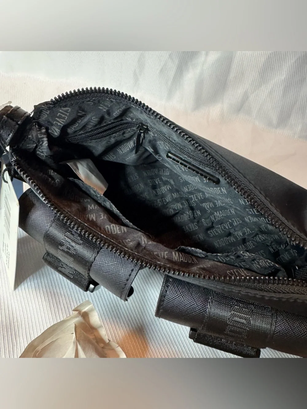 STEVE MADDEN Black b-shift Shoulder Bag Purse NWT - Picture 4 of 6